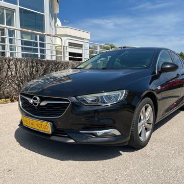 Opel Insignia Grand Sport 1,6 CDTI - Registriran do 04/2026.