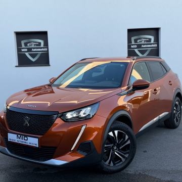 Peugeot 2008 1,2 Allure,Virtual FULL Oprema