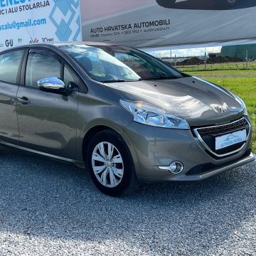 Peugeot 208 1,4 HDi * reg 1 god *klima* tempomat * servisna