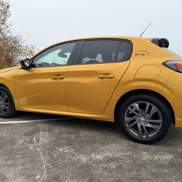 Peugeot 208 STYLE S&S 100ks,2022.g, JAMSTVO 12mj, IZUZETNO OČUVAN.FULL