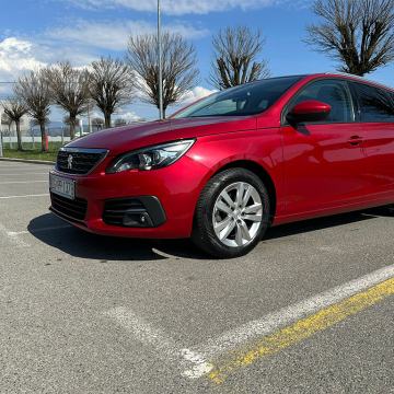 Peugeot 308 SW 1.2i Executive- REG 05/27 - Panorama - 188000km - 2018g