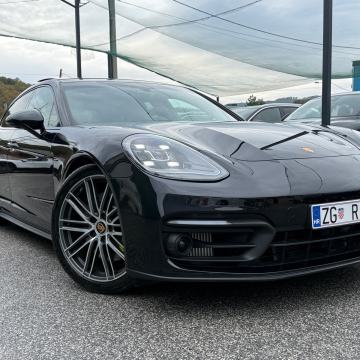 Porsche Panamera 4 E-Hybrid PLATINUM EDITION