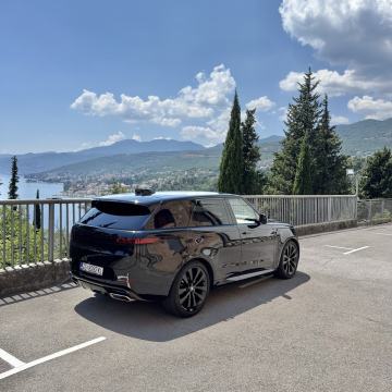 Range Rover Sport P460e by Classe, u PDVu, prodaja ili najam