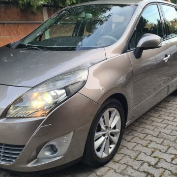 Renault Grand Scenic Luxe Privilege 2,0 dCi 150 KS automatik