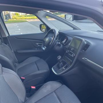 RENAULT GRAND SCENIC 1.2 TCe – 132 KS | 7 SJEDALA | REG DO 05/27