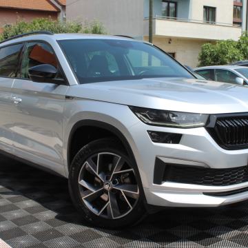Škoda Kodiaq 2.0 TDI DSG SPORTLINE, LED, ALU 19", KOŽA, NAVI,GARANCIJA