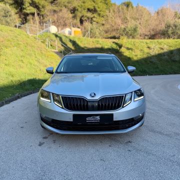 Škoda Octavia Combi 2,0 TDI DSG automatik