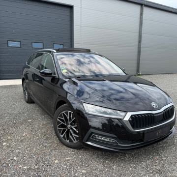 Škoda Octavia Combi 2,0 TDI--Virtual,Panorama,Navi,Kamera--