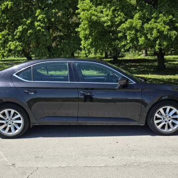 Škoda Superb 2,0 TDI DSG