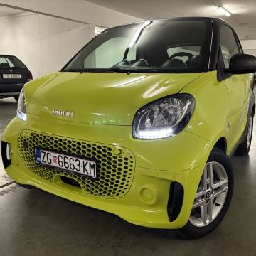 Smart EQ NOVI MODEL, PDV, BRZI PUNJAČ, LED, ALU, GARANCIJA, REG 06/26