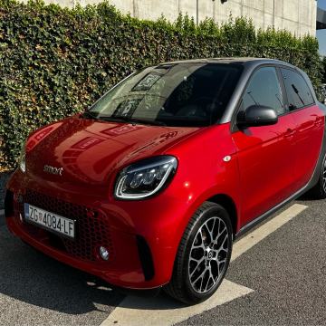 Smart forfour EQ Automatik*Prime*LED*Navi*Kamera*Panorama*NOVOO