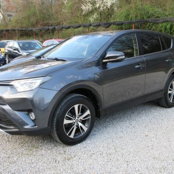 TOYOTA RAV4 2,0 D-4D NAVIGACIJA,KAMERA,TEMPOMAT,EL.PAKET,ALU 17 !!!