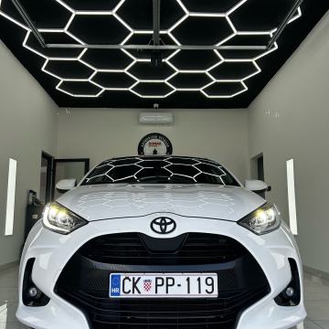 Toyota Yaris 1,0,2022,LED,TVORNICKA GARANCIJA/TOP STANJE/LEASING