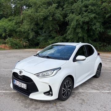 Toyota Yaris 1,0,2022,LED,TVORNICKA GARANCIJA DO 2032/TOP STANJE/LEASI