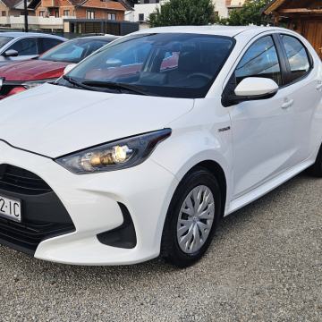 Toyota Yaris 1.5 Hybrid * Android * Apple * Automatik * Servis
