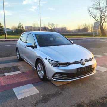 Volkswagen Golf 2,0 TDI Life | VW JAMSTVO do 6 god. ili 150000 km |