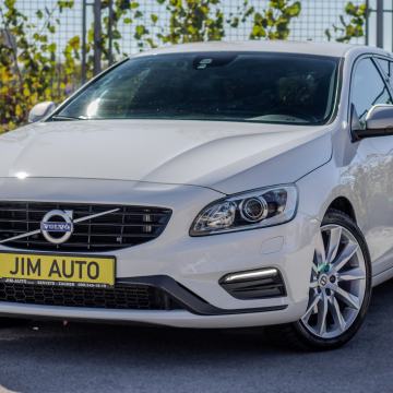 Volvo V60 R-design 150ks Automatik Alcantara Kamera Virtual