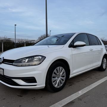 VW Golf 7 1,0 TSI TOP STANJE - SERVISNA - REG 06/2026