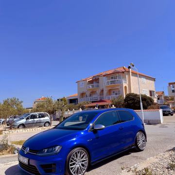 VW Golf 7 R