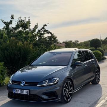 VW Golf 7 2,0 GTi Performance, fotografija 17