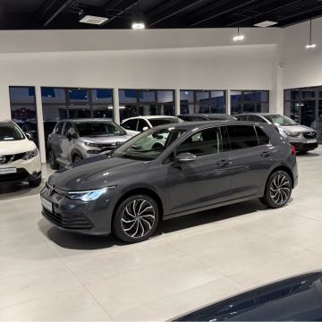 ⭐️VW GOLF 8 2.0 TDI⭐️STYLE◼️FULL LED◼️3 GODINE JAMSTVA✅⭐️
