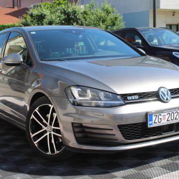 VW Golf VII 2.0 TDI GTD, DSG, XENON, ALU 18", NAVIGACIJA, KAMERA, ITD.