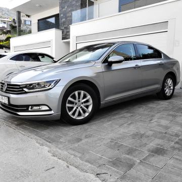 ➡️ VW Passat 1,6 TDI, DSG, 54000 KM