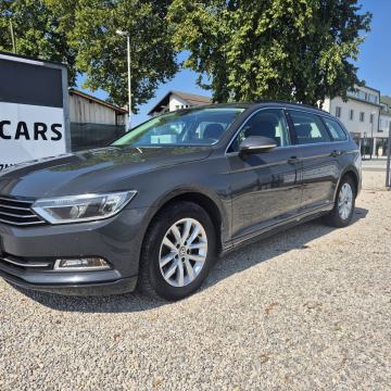 VW Passat 2,0 TDI DSG - NAVI,2xPDC,FRONT ASSIST, REG. 07/2026