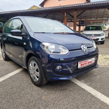 VW Up! 1,0 up! Na ime kupca do registracije.