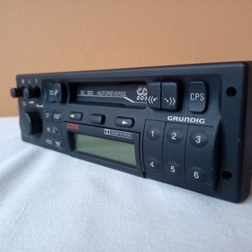Grundig SC 303, radio-kasetofon, neispravan, loši kontakti kod tipki