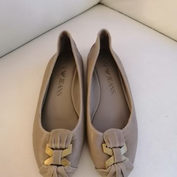 Armani balerinke