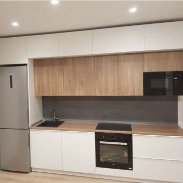 Kuhinja Cascada 3m + BEKO hladnjak, stolarska izrada *PROMO*