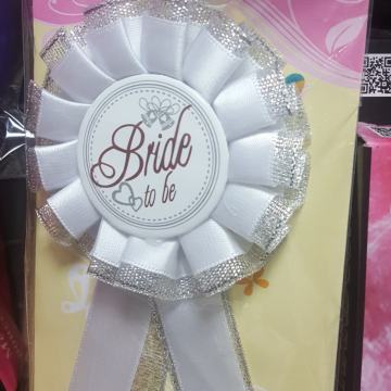 Broš "Bride to be" - Idealno za djevojačko večer