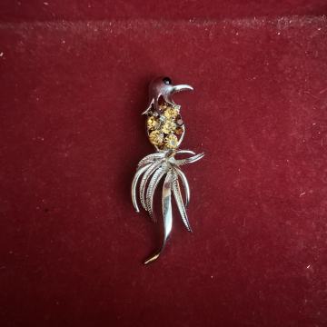 Broš egipatska sveta ptica