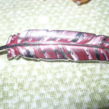 BROŠ PERO, posrebren, duljina: 6cm