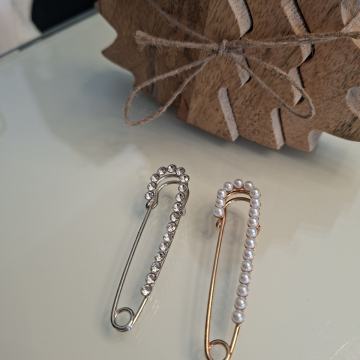 BROŠ - NOVO - zlatni i srebrni