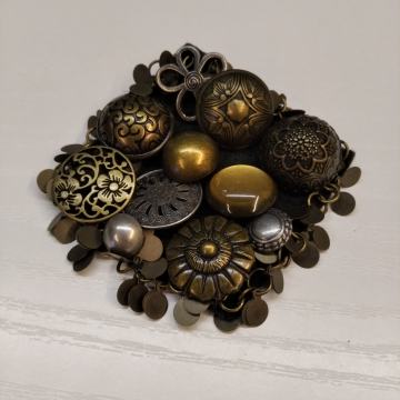 ⓉⒶⓋⒶⓃ Vintage broševi