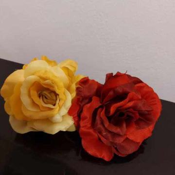 Cvijet - broš - 2 komada