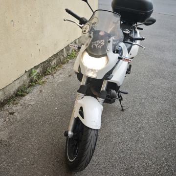 Aprilia Pegaso 660 Strada 660 cm3