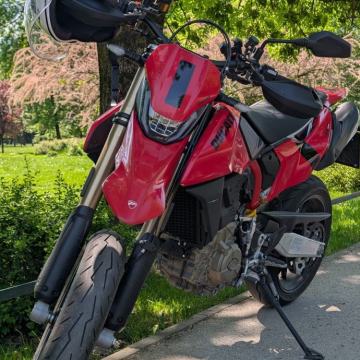 Ducati Hypermotard 698 Mono