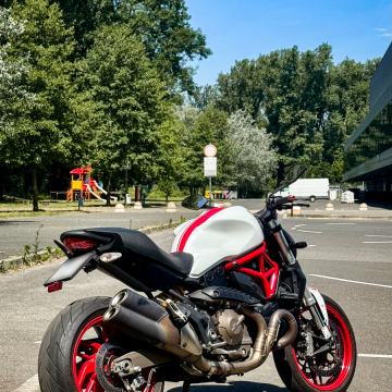 Ducati Monster 821 821 cm3