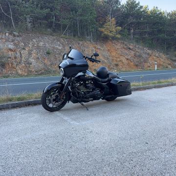 HARLEY DAVIDSON CVO STREET GLIDE SPECIAL 114” BAGGER 16200 km