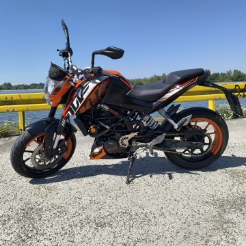 KTM Duke 125