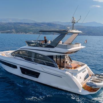 Azimut 53 Fly