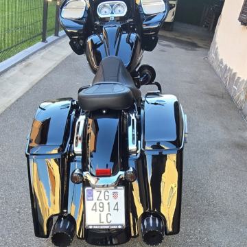 HARLEY-DAVIDSON ROAD GLIDE SPECIAL–  BAGGER CVO STYLE