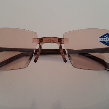 NAOČALE DIOPTRISKE +2.5