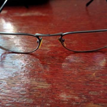 rabljene naočale dioptrija -0,5