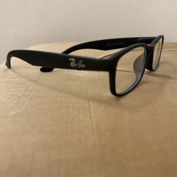 RAY BAN Dioptrijski okviri, NOVI, Nekorišteni , 20 €