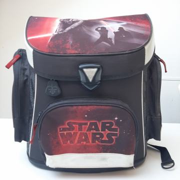 Anatomska školska torba Star Wars i lot