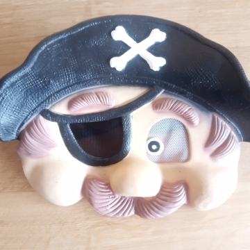 Gumena maska za lice - gusar